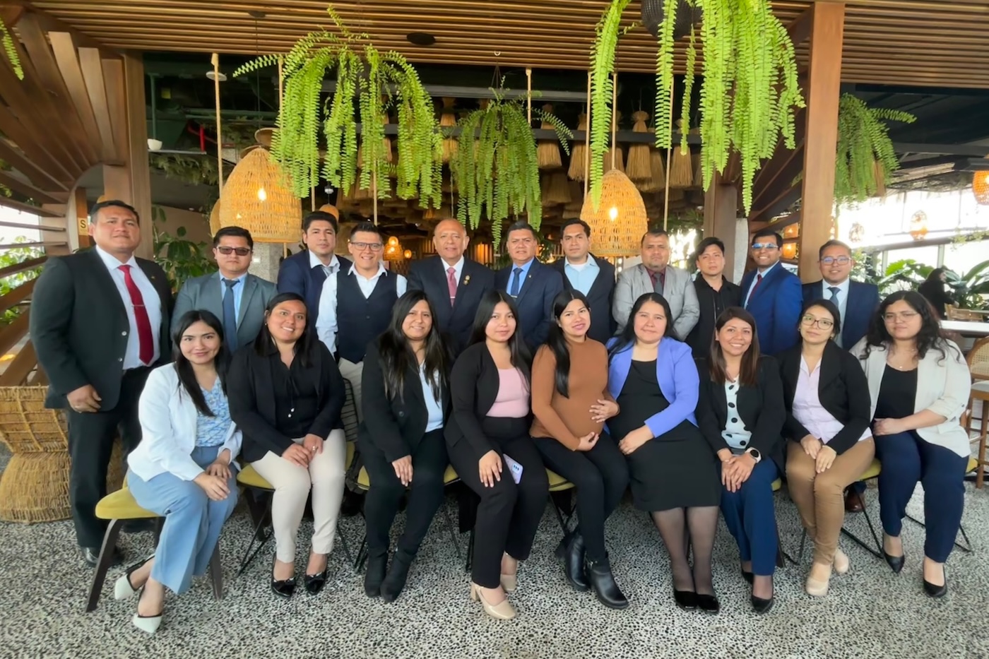 Equipo de consultores contables y tributarios de Villegas Infante & Asociados en Lima